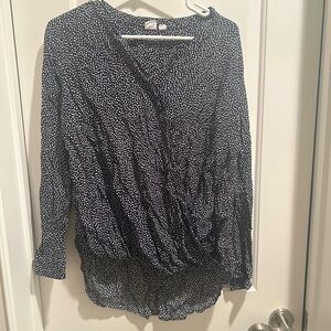 GAP Maternity Black and White Dotted Wrap Blouse Button Sleeve Medium